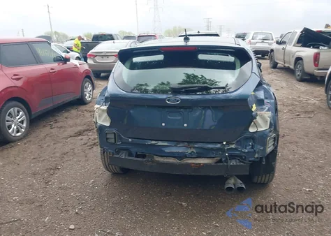 2018 Ford Focus Sel z USA, uszkodzony, nr VIN 1FADP3M21JL277207